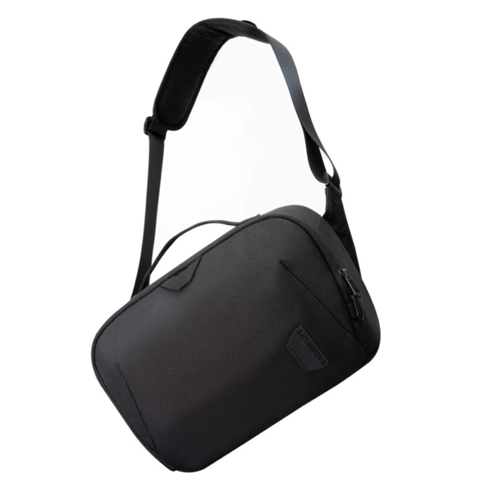 BAGSMART DSLR Camera Waterproof Crossbody Camera Case with Padded Shoulder Strap